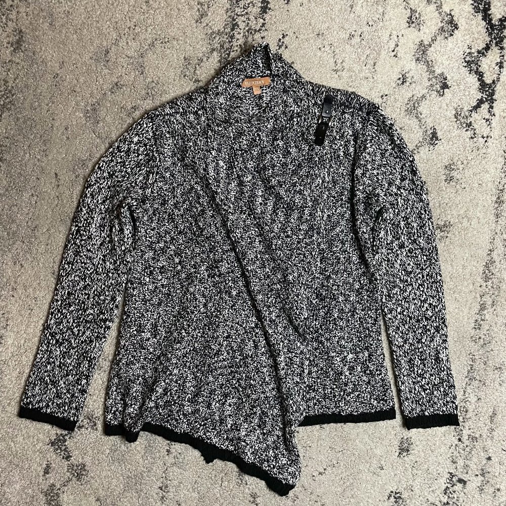 Ellen Tracy Black and White Boucle Marled Knit Wrap Sweater size Small S Chunky